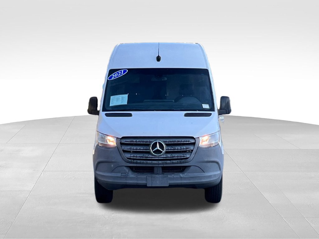 Used 2021 Mercedes-Benz Sprinter 2500 image 2