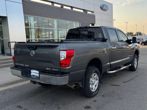 Used 2018 Nissan Titan SV AWD/4WD image 36