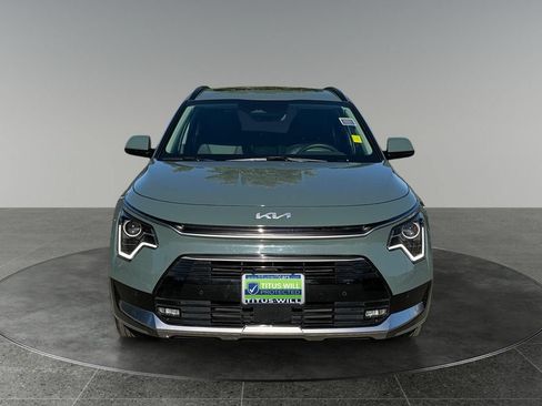 Used 2025 Kia Niro FWD image 3