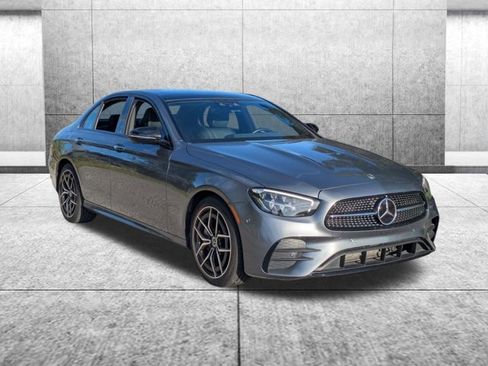 Certified 2022 Mercedes-Benz E 450 4MATIC Sedan image 3