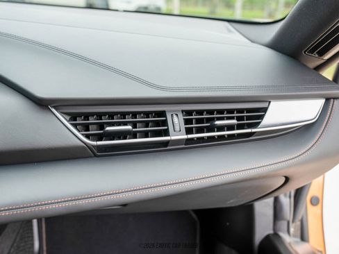 Used 2019 BMW i8 Coupe image 90