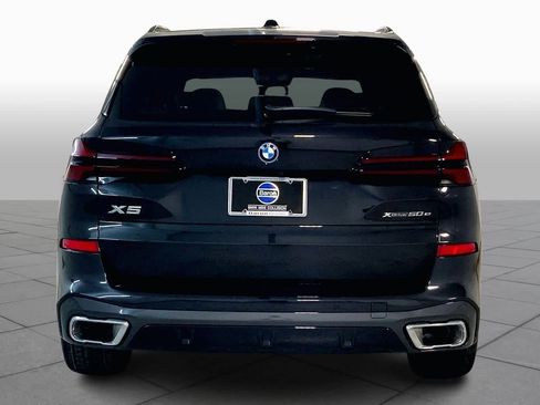 New 2026 BMW X5 xDrive50e w/ Executive Package image 4