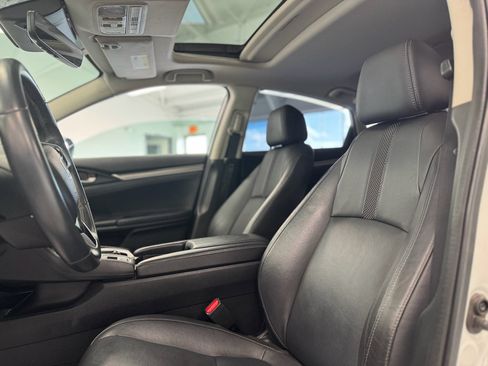 Used 2019 Honda Civic EX-L image 13