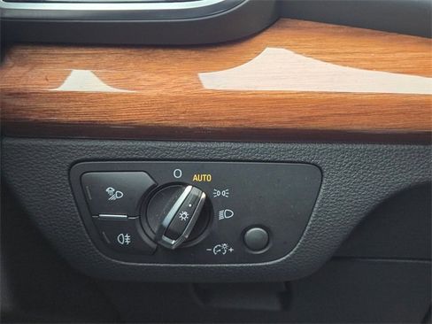 Used 2023 Audi Q5 2.0T Premium Plus image 31