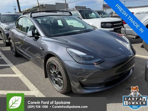 Used 2023 Tesla Model 3 Performance image 1