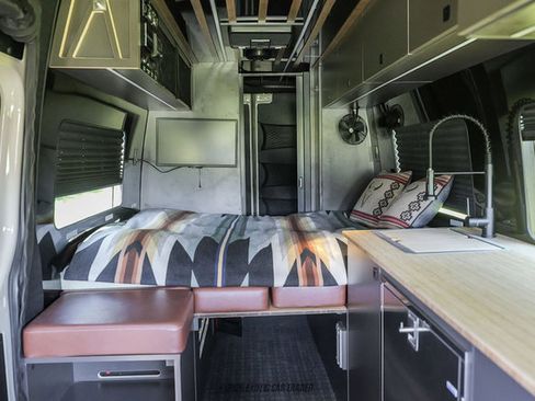 Used 2024 Mercedes-Benz Sprinter 2500 image 38