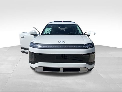 New 2026 Hyundai Ioniq 9 SE AWD/4WD image 13