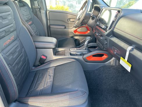New 2026 Nissan Frontier PRO-4X w/ Pro-4x Convenience Package image 14