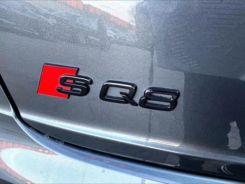 Used 2023 Audi SQ8 Premium Plus w/ SQ8 Luxury Package image 24
