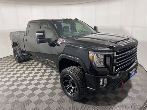 Used 2022 GMC Sierra 2500 AT4 w/ AT4 Preferred Package image 1