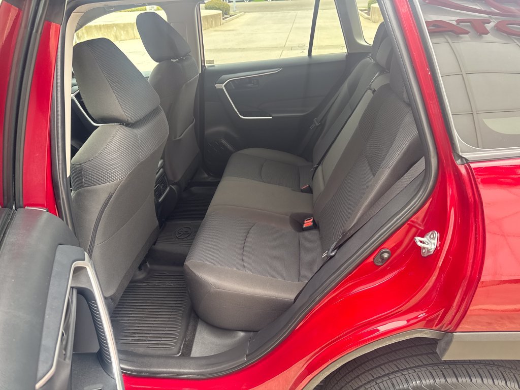 Certified 2025 Toyota RAV4 LE AWD/4WD image 24