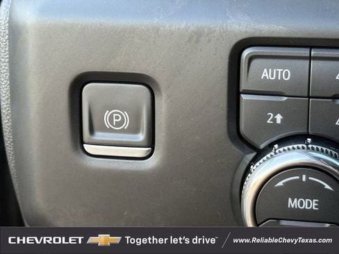 Used 2022 GMC Sierra 1500 Denali AWD/4WD image 23