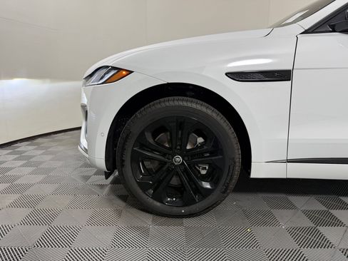 New 2026 Jaguar F-PACE R-Dynamic S image 12