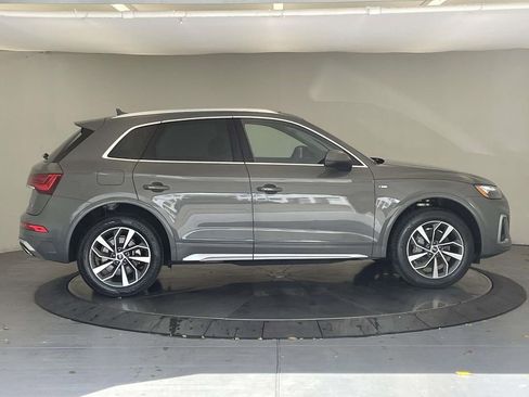 Certified 2024 Audi Q5 2.0T Premium Plus w/ Premium Plus Package image 8