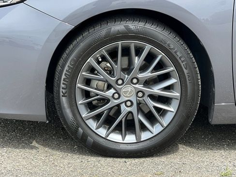 Used 2018 Lexus ES 350 w/ Navigation System Package FWD image 11
