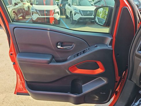 Used 2025 Nissan Frontier Pro-X w/ Pro Premium Package RWD image 27