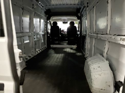 Used 2023 RAM ProMaster 2500 FWD image 32