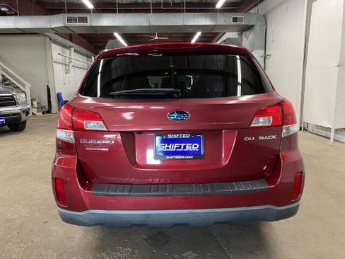 Used 2013 Subaru Outback 2.5i Premium AWD/4WD image 4