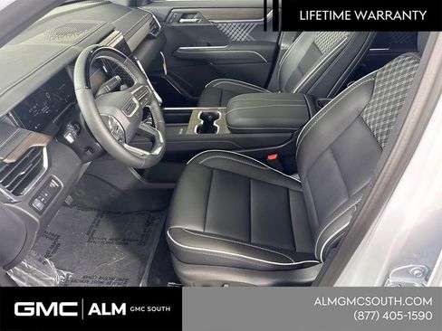 New 2026 GMC Acadia Denali w/ Super Cruise Package image 11