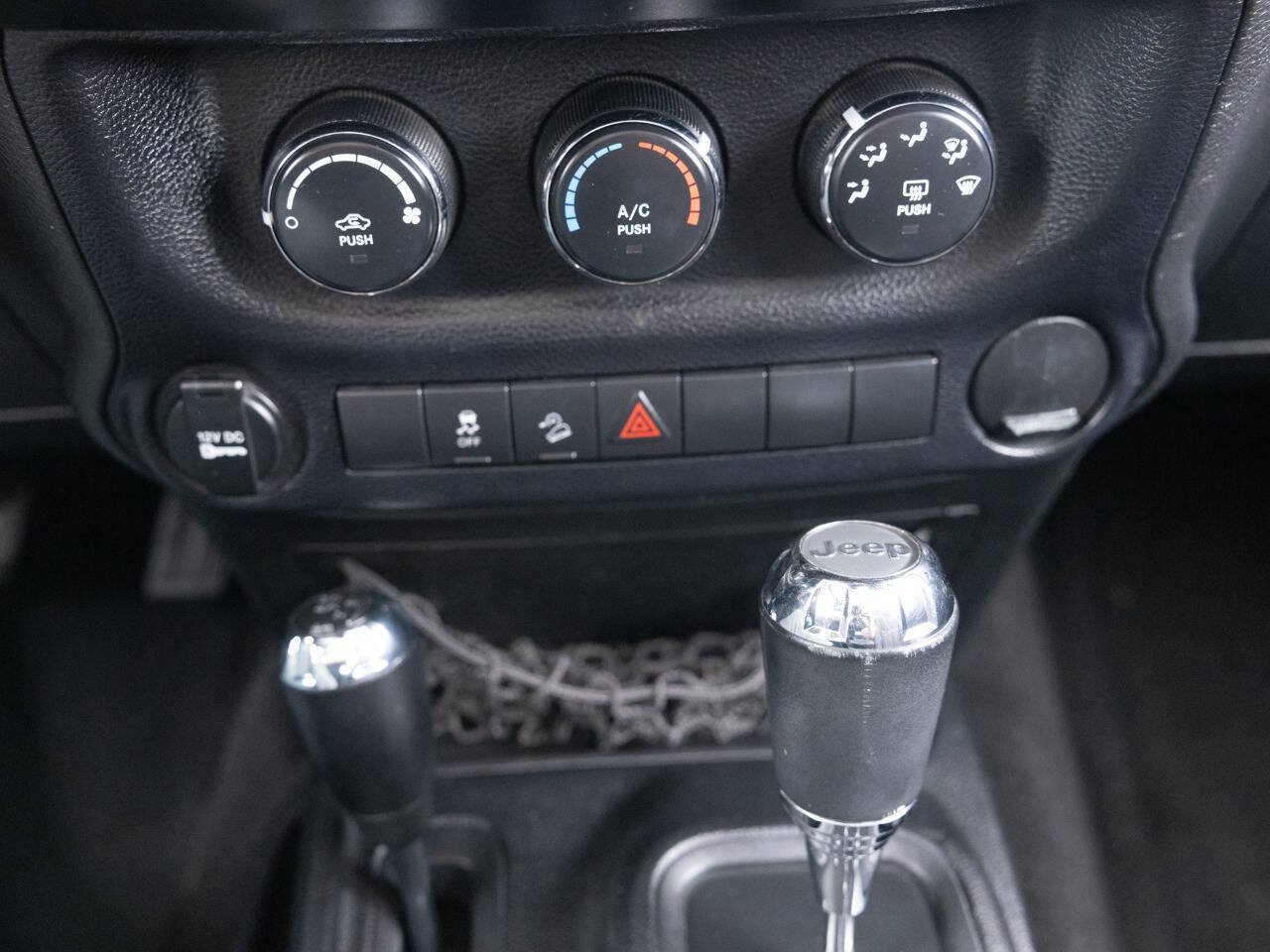 Used 2014 Jeep Wrangler Sport w/ Quick Order Package 24S AWD/4WD image 35