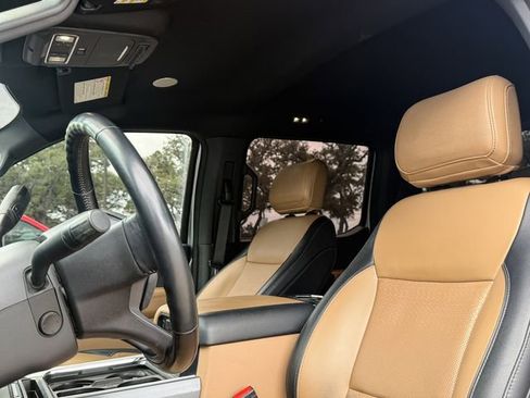 Used 2023 Ford F350 Lariat w/ Lariat Ultimate Package AWD/4WD image 8