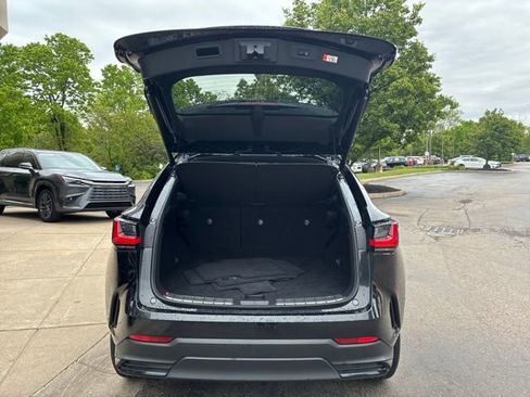 Used 2024 Lexus NX 350h AWD image 37