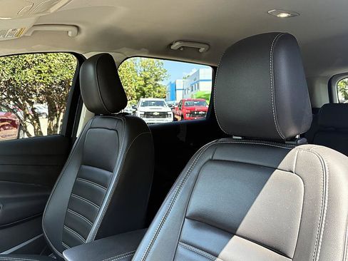 Used 2019 Ford Escape SEL AWD/4WD image 17