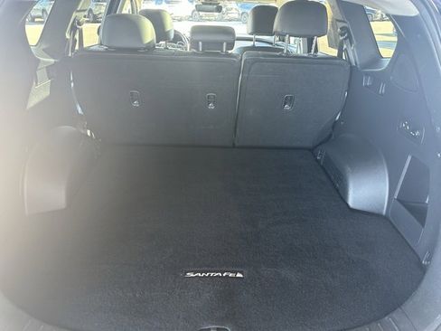 Used 2021 Hyundai Santa Fe SEL w/ Convenience + Premium Package image 19