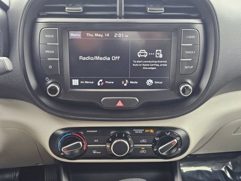 Used 2022 Kia Soul LX w/ Technology Package FWD image 13