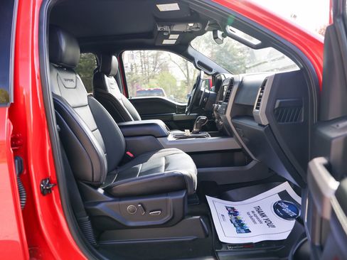 Used 2019 Ford F150 Raptor w/ Equipment Group 802A Luxury AWD/4WD image 8