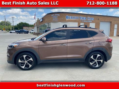 Used 2016 Hyundai Tucson Limited w/ Option Group 03 AWD/4WD image 1
