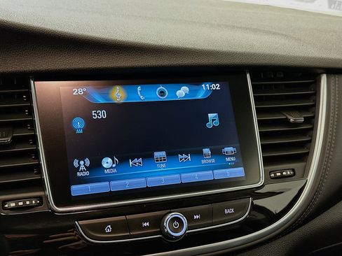 Used 2021 Buick Encore Preferred w/ Safety Package image 21