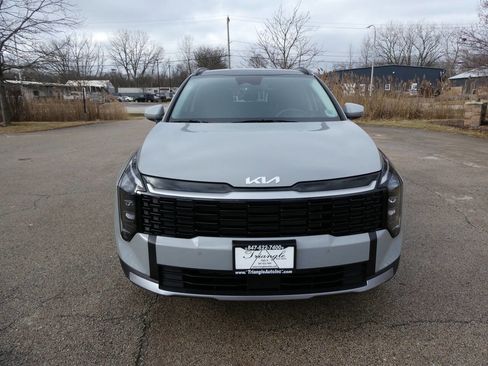 Used 2026 Kia Sportage EX w/ EX Panorama Roof Package image 2
