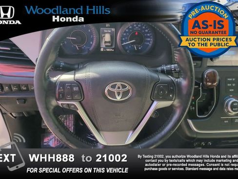 Used 2015 Toyota Sienna Limited image 10