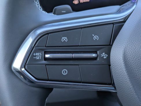 New 2026 Chevrolet Traverse LT w/ Midnight/Sport Edition FWD image 17