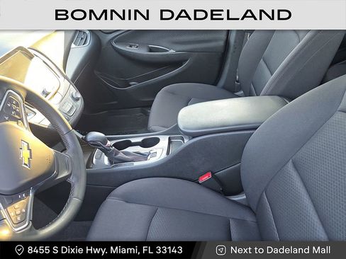 Used 2024 Chevrolet Malibu RS image 17