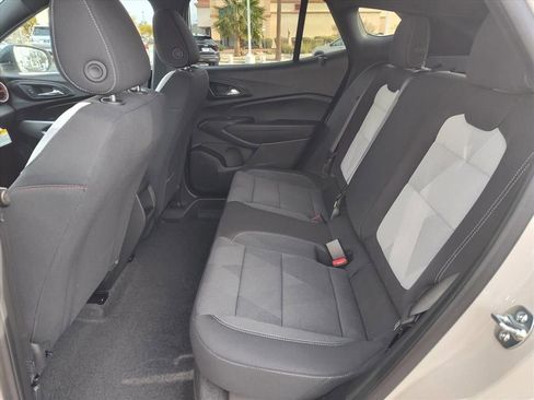 New 2026 Chevrolet Trax RS image 7