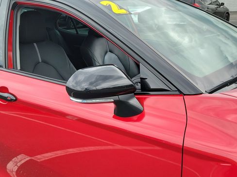 Certified 2022 Toyota Camry XSE FWD image 9