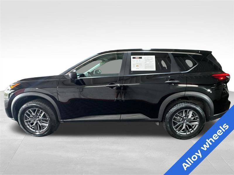 Used 2025 Nissan Rogue S AWD/4WD image 8