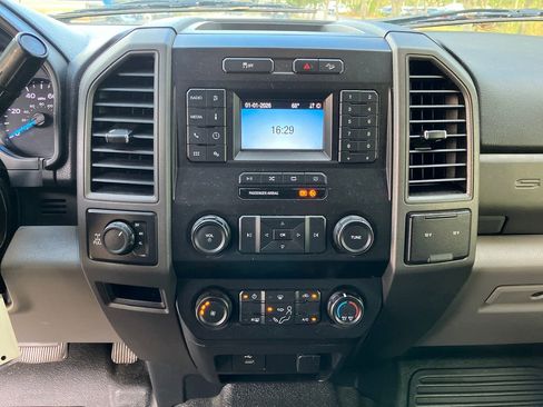 Certified 2020 Ford F250 XL w/ STX Appearance Package image 28