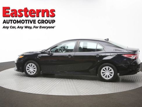 Used 2020 Toyota Camry LE w/ Sunroof Package FWD image 64