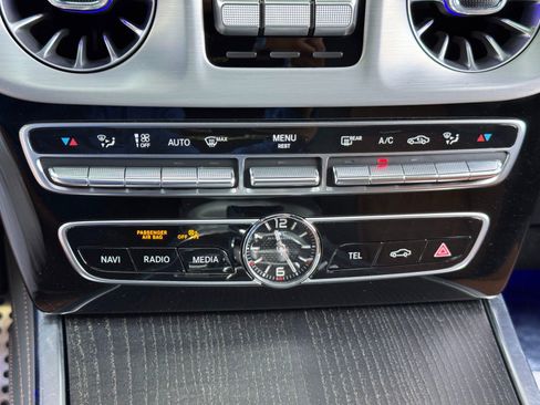 Used 2022 Mercedes-Benz G 63 AMG Squared w/ AMG Night Package Plus image 42