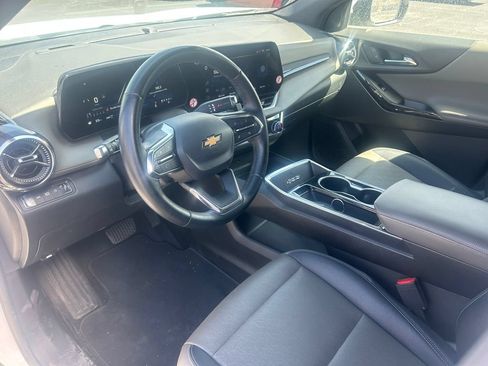 Used 2025 Chevrolet Equinox LT w/ Convenience Package II AWD/4WD image 22