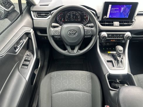Used 2024 Toyota RAV4 XLE w/ Convenience Package FWD image 17