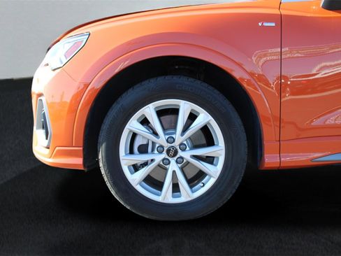 Used 2025 Audi Q3 2.0T Premium image 15