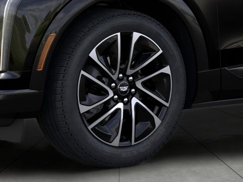 New 2026 Cadillac Optiq Sport 1 w/ LPO, Floor Liner Package AWD/4WD image 9