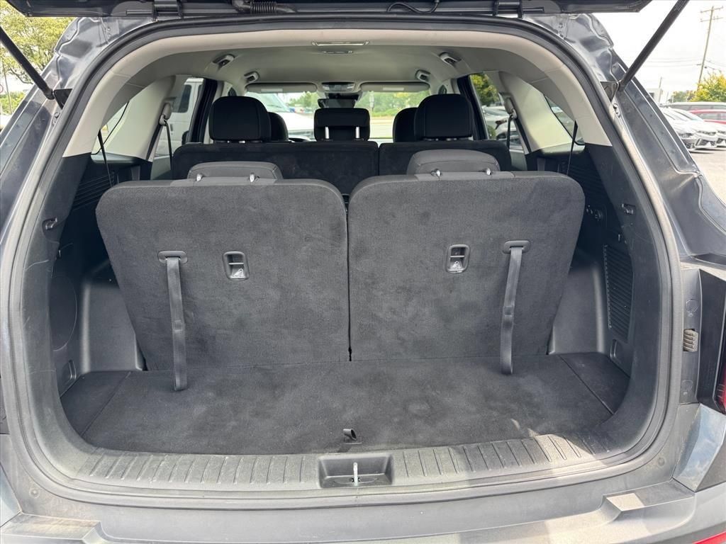 Certified 2023 Kia Sorento LX FWD image 10