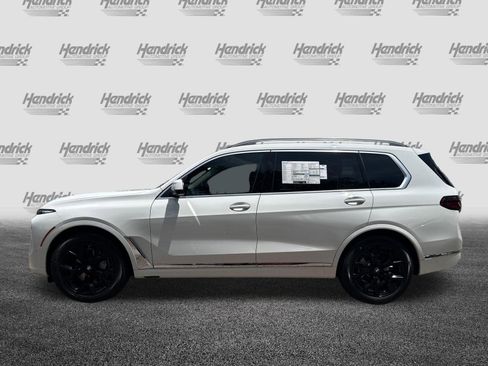 Used 2026 BMW X7 xDrive40i AWD/4WD image 7