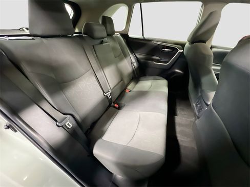Used 2019 Toyota RAV4 XLE image 26