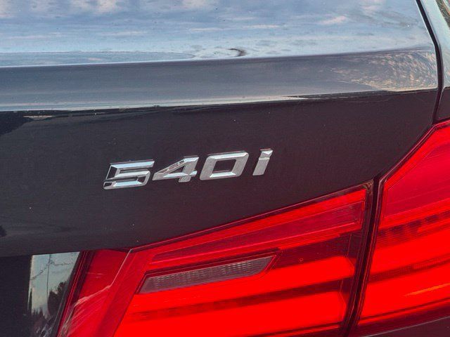 Used 2020 BMW 540i xDrive w/ Premium Package AWD/4WD image 10
